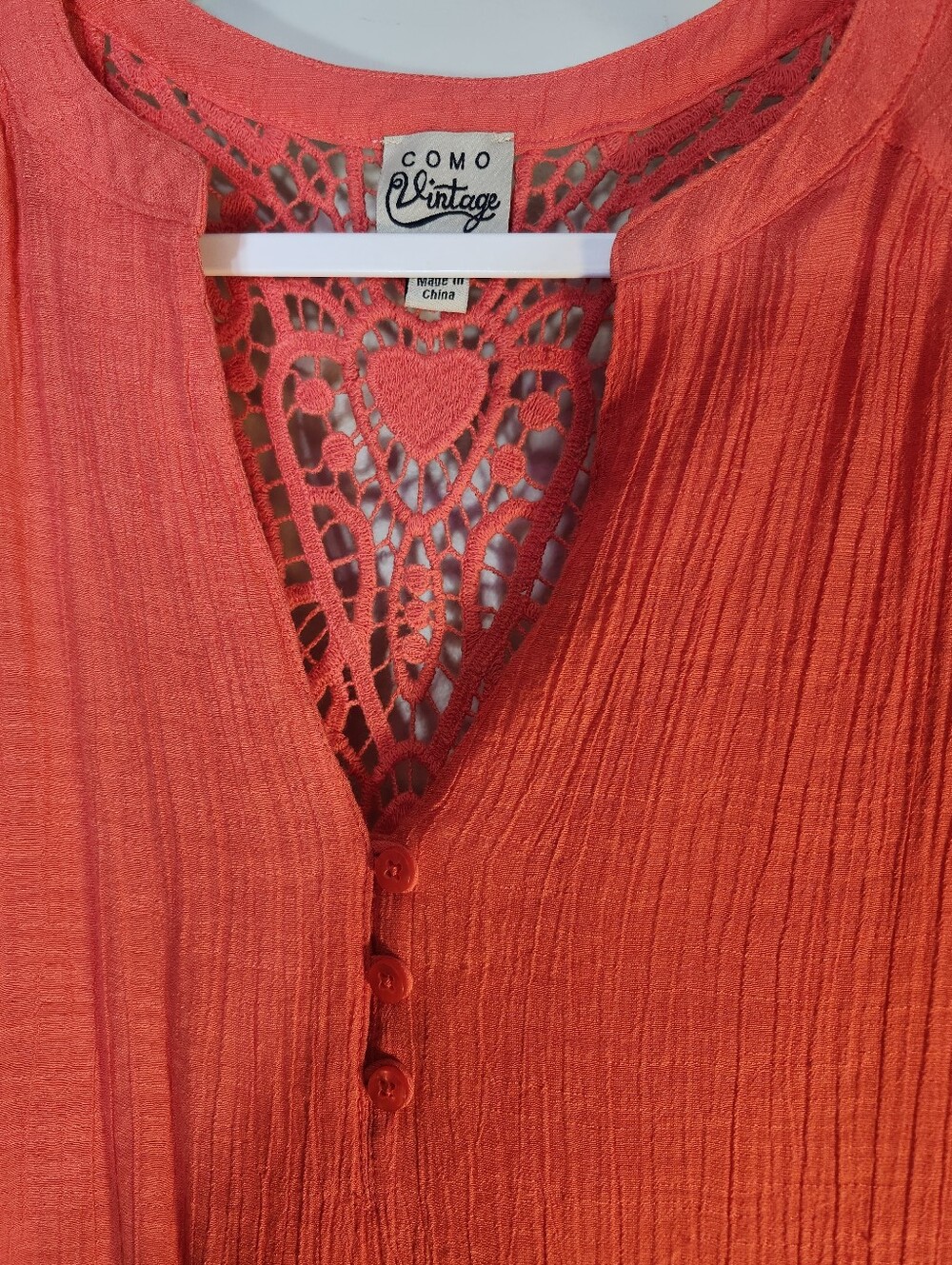 Como Vintage Coral Lace-Back Sleeveless Tank - Picture 2 of 6